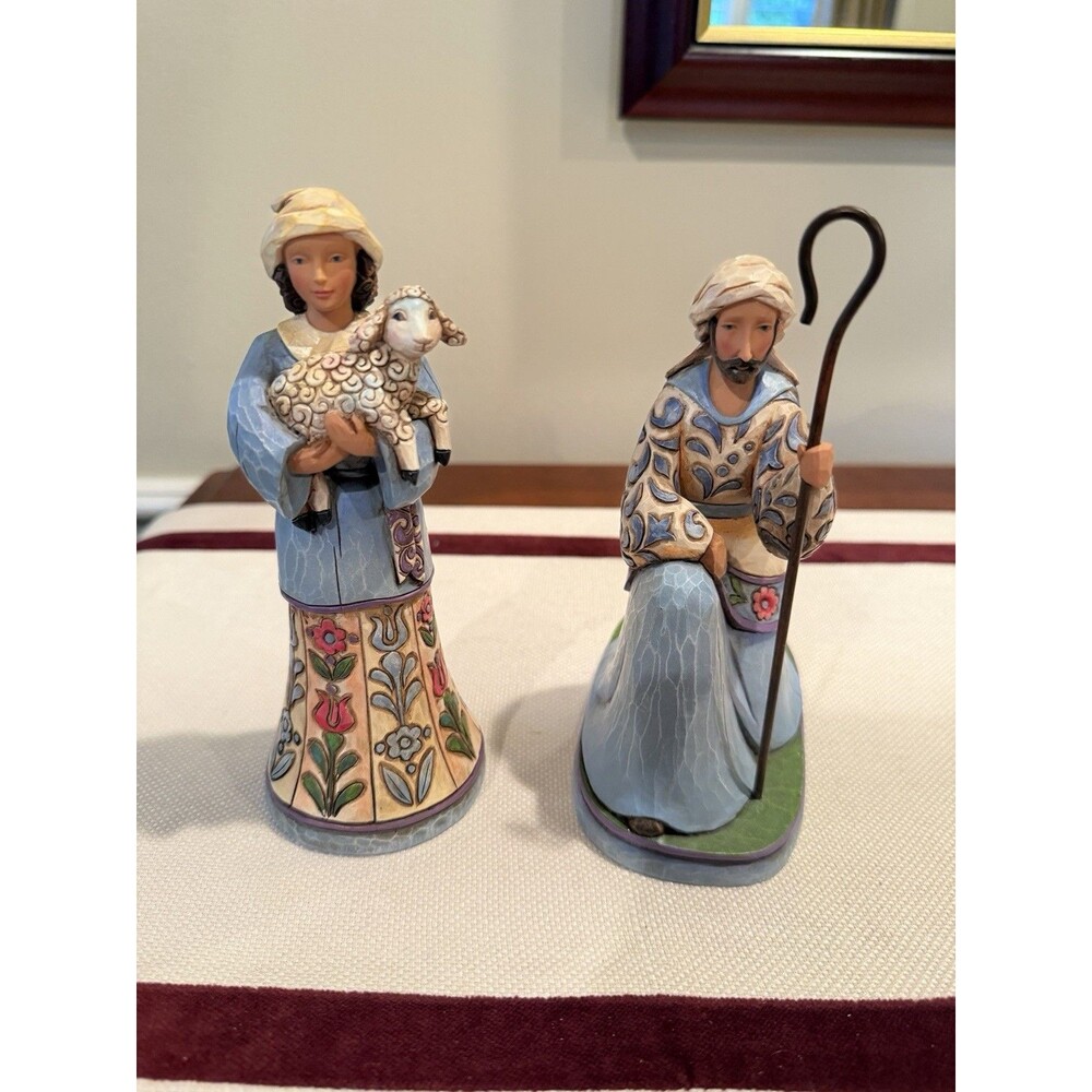 Jim Shore Heartwood Creek Bringing Praise Figurines Set of 2 - 6 Inches Tall